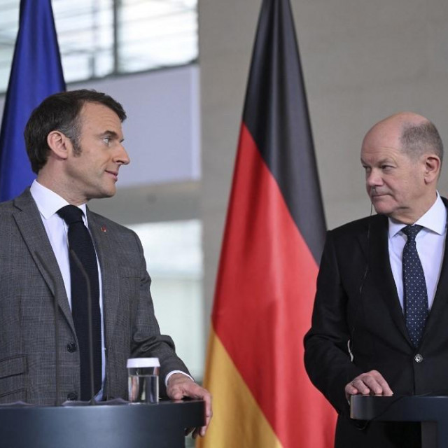 Emmanuel Macron i Olaf Scholz