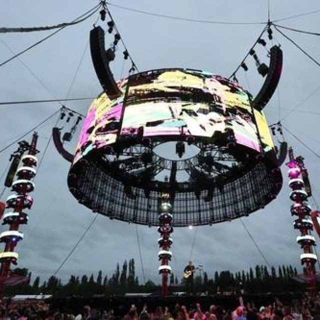 Impresivna pozornica Eda Sheerana