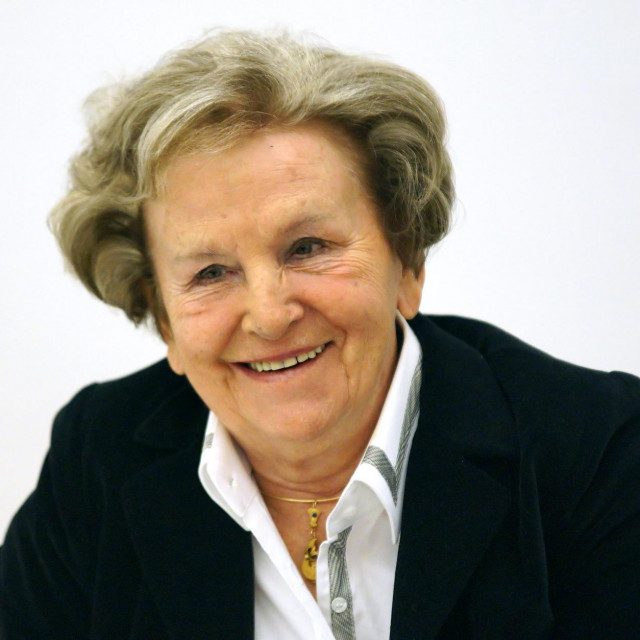 Vera Horvat Pintaric.