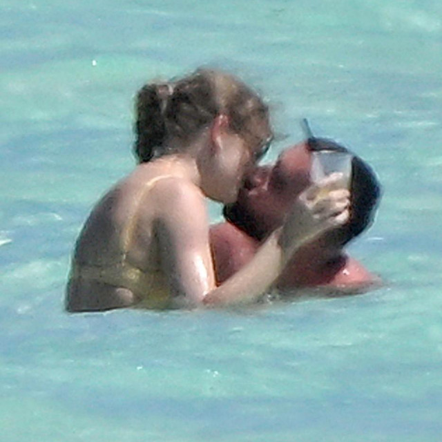 Taylor Swift i Travis Kelce na Bahamima
