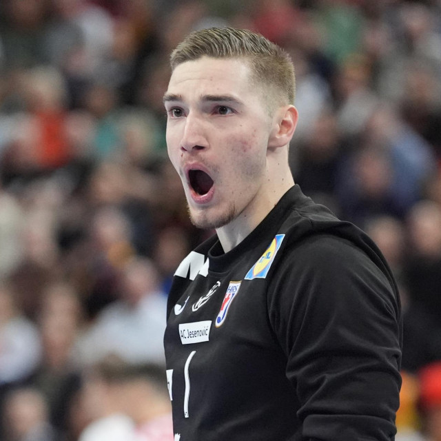 Dominik Kuzmanović