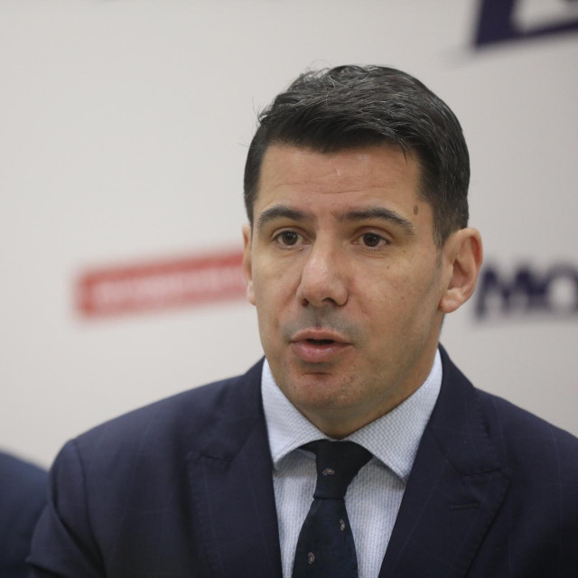 Konferencija za medije s Nikolom Grmojom, kandidatom za predsjednika Vlade RH, i Ninom Raspudićem