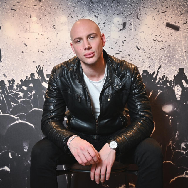 Alen Bičević

Snimljeno u: Jiggy bar