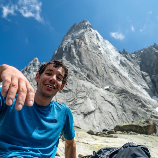 Alex Honnold snimljen u Chamonixu, nakon uspješna uspona