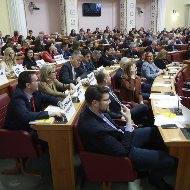 Zadnji dan zasjedanja Hrvatskog sabora u prošlom sazivu 