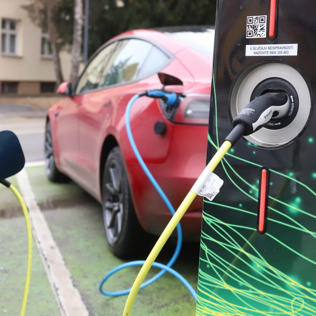 Električni automobil (ilustrativna fotografija)