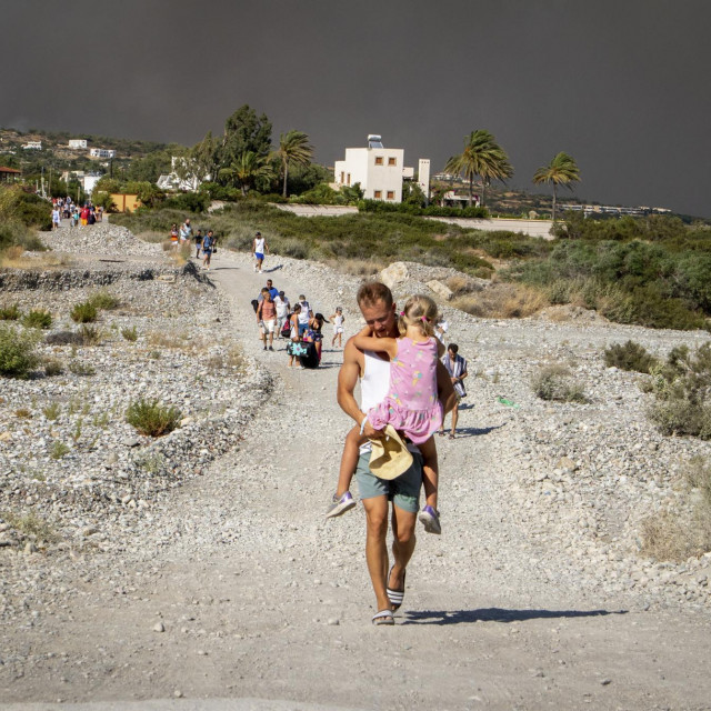 BIjeg turista iz hotela