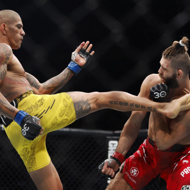 Alex Pereira vs. Jiri Prochazka