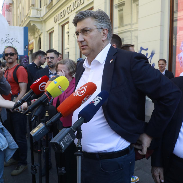 Andrej Plenković obišao Dolac i Cvjetni trg