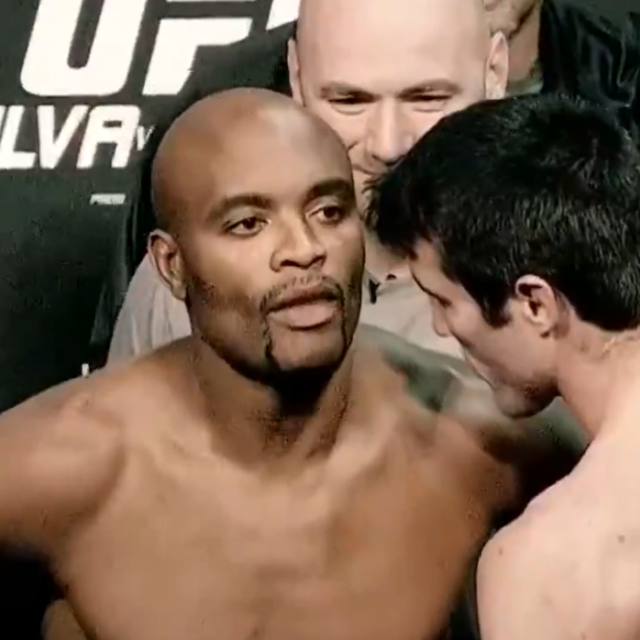 Anderson Silva (lijevo) i Chael Sonnen (desno)