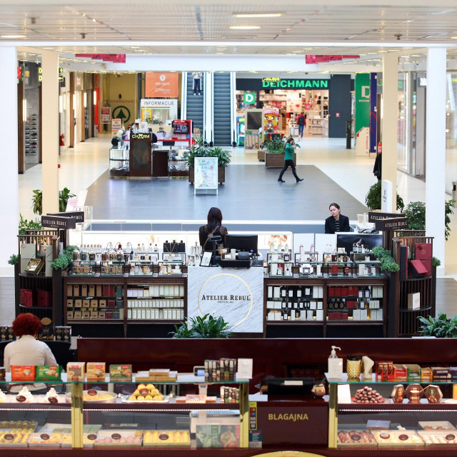Shopping centar/Ilustrativna fotografija