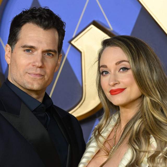 Henry Cavill i Natalie Viscuso