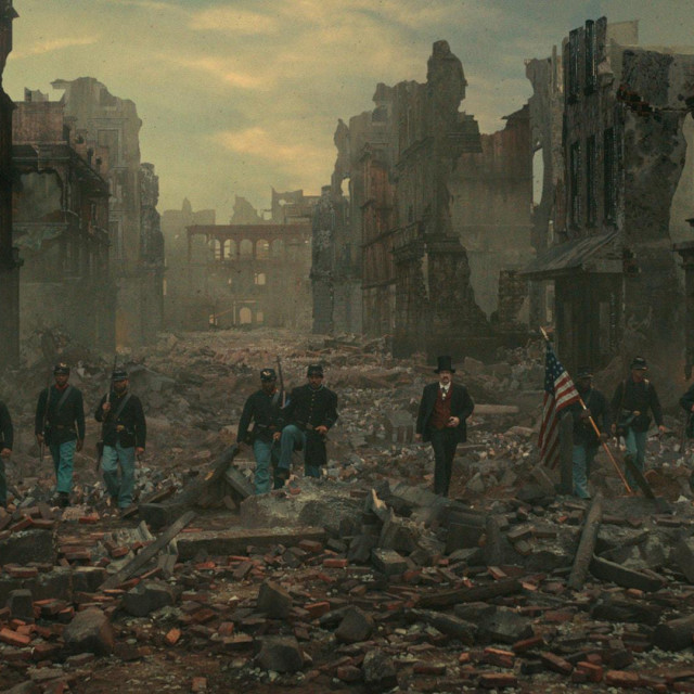 Manhunt na Apple TV+