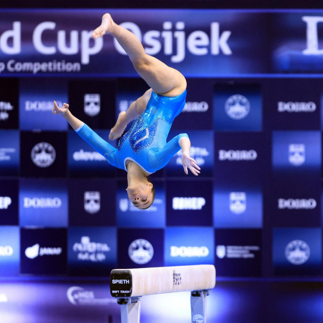 Osijek, 070424.
Dvorana Gradski vrt.
Drugi dan finalnih natjecanja na DOBRO Svjetskom kupu u gimnastici.
Na fotografiji: Tina Zelcic.