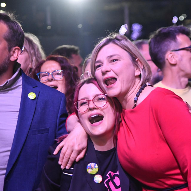 Sandra Benčić u izbornom stožeru Možemo!