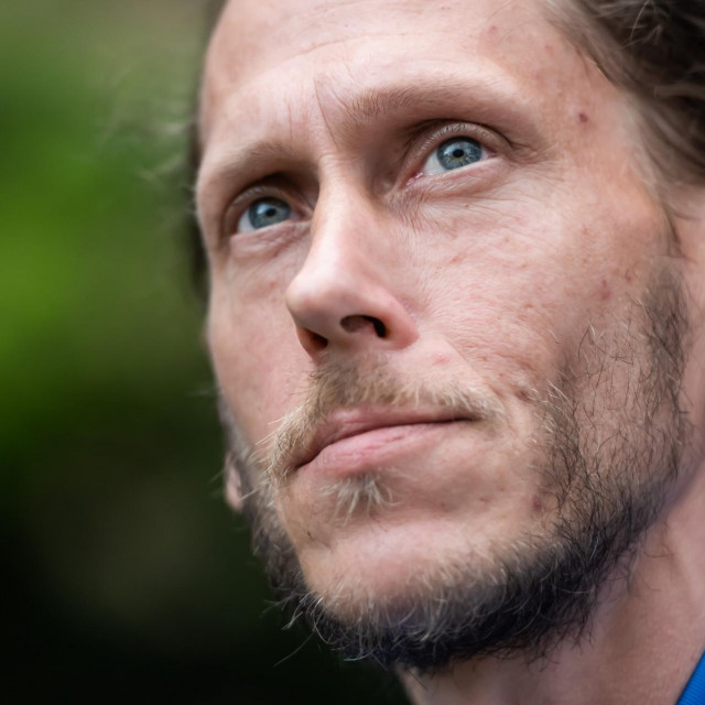 Nikola Strašek: Studirao je komparativnu književnost i latinski, jedan mu je, nikad položeni ispit, ostao do diplome na režiji na ADU