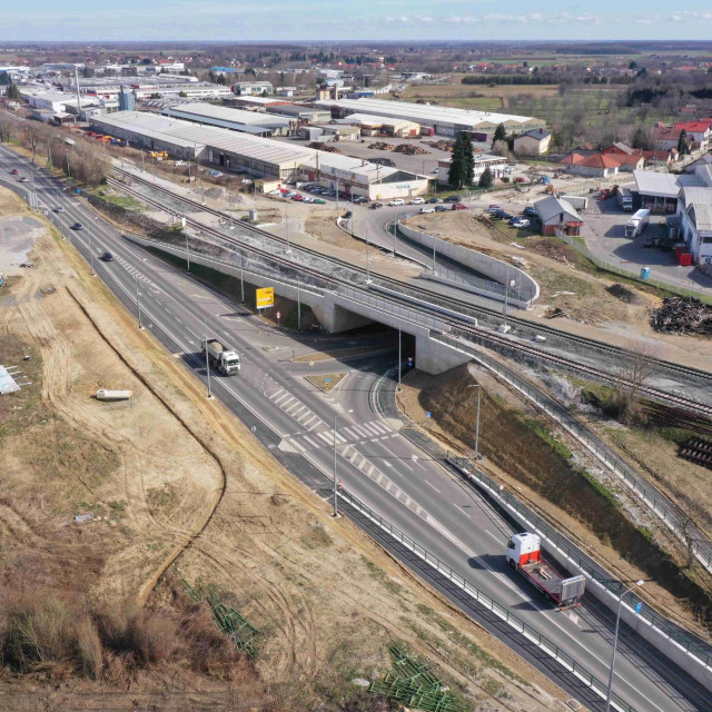 Pruga Koprivnica- Drnje na dionici Križevci - Koprivnica - Botovo
 