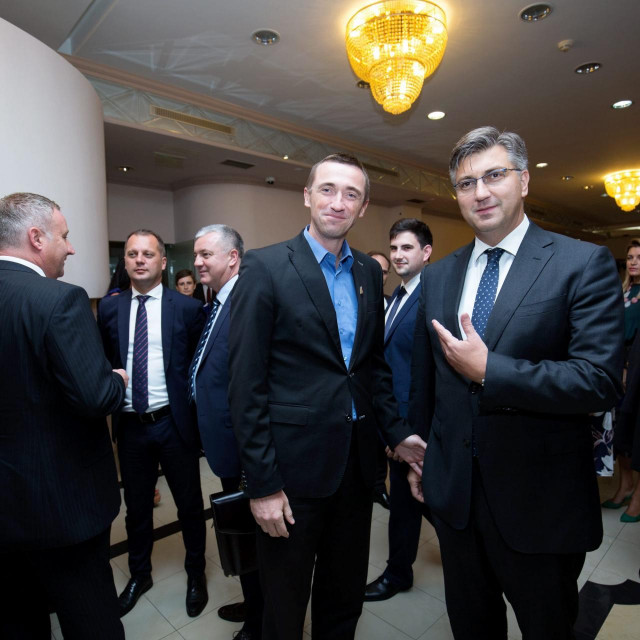 Andrej Plenković i Ivan Penava, fotografija iz 2018. godine