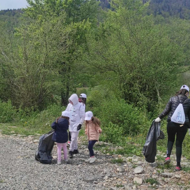 Ekološka akcija Od izvora do mora u Otočcu