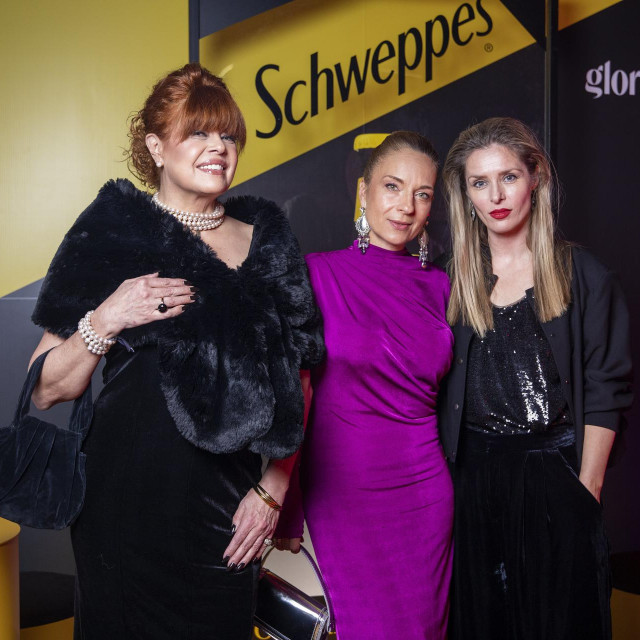 Mia Begović, Sandra Lončarić, Leona Paraminski