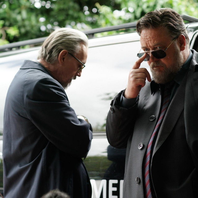 Sleeping Dogs (2024), Russell Crowe kao Roy Freeman,
Tommy Flanagan kao Jimmy Remis