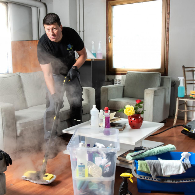 Nikola Radinković, vlasnik obrta za čiscenje Mr. Čisti.