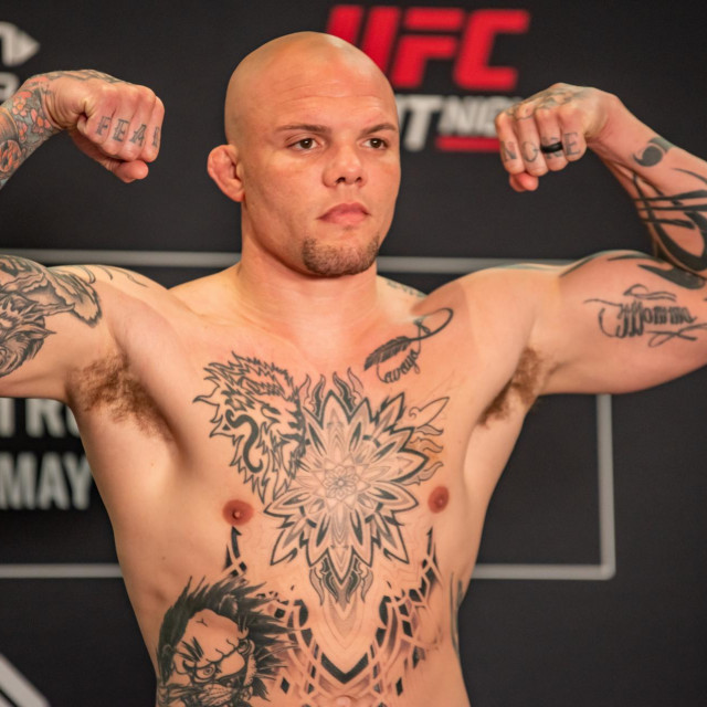Anthony Smith