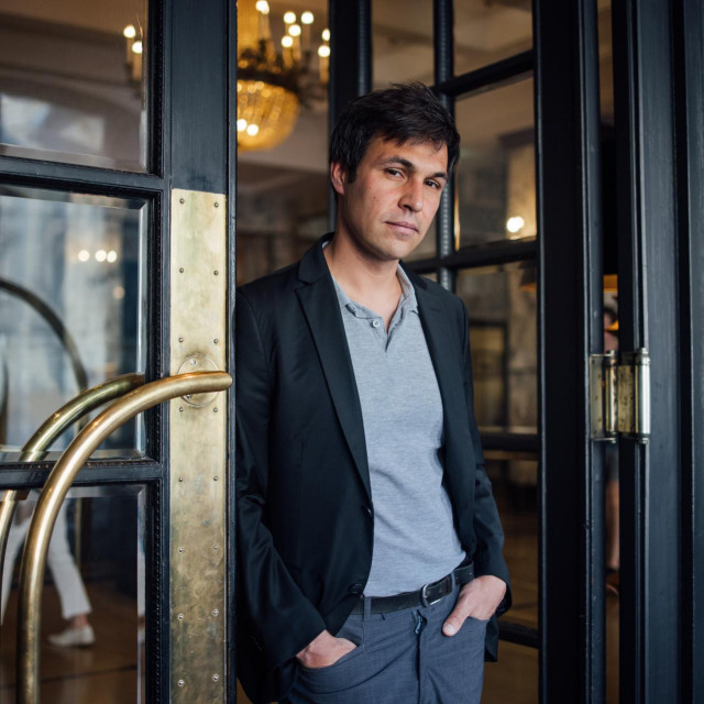 Glumac Ivan Colarić
 