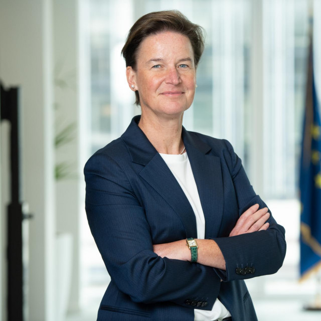 Verena Ross