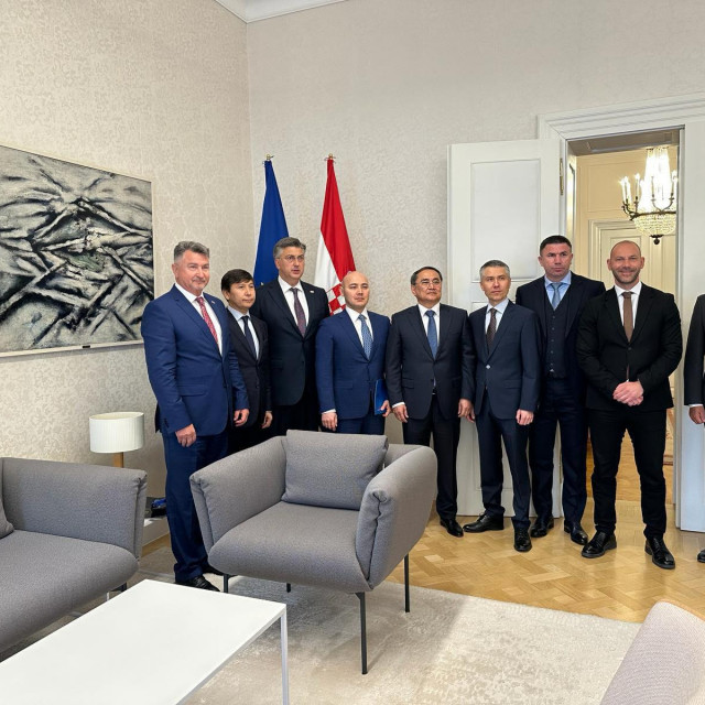 Sudionici Hrvatsko-kazahstanskog gospodarskog foruma