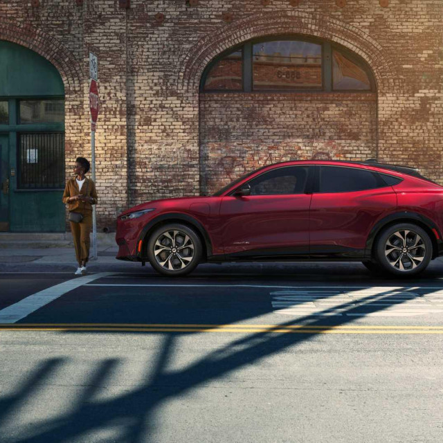 2020. Ford Mustang Mach-e