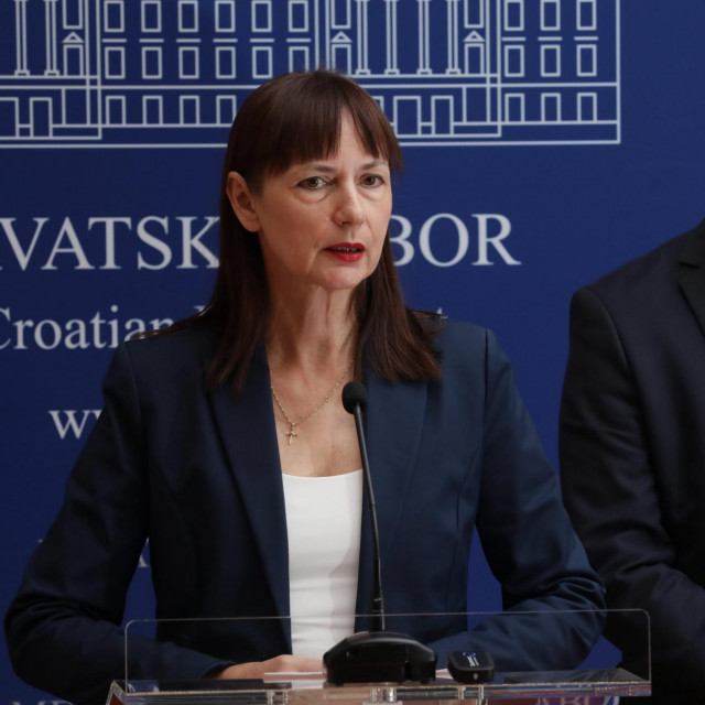 Vesna Vučemilović, Marjan Pavliček