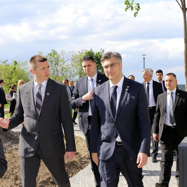 Plenković i Penava u Vukovaru 2019.