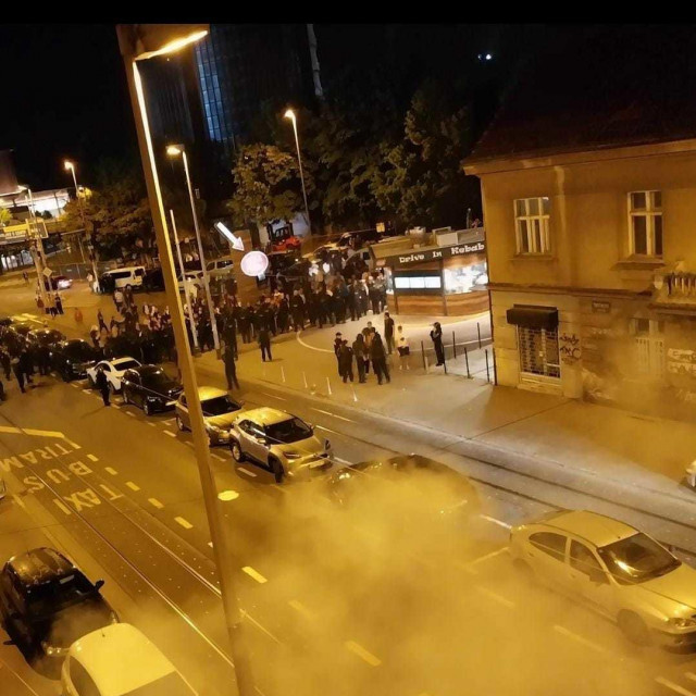 Neredi u Kranjčevićevoj nakon utakmice Lokomotiva-Rijeka
