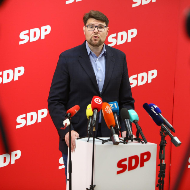 Ovakav postizborni rasplet prilika je da se SDP restrukturira i očisti, a trebat će puno čišćenja nakon svega što su mu napravila dvojica političkih antitalenata kao što su Davor Bernardić i Peđa Grbin