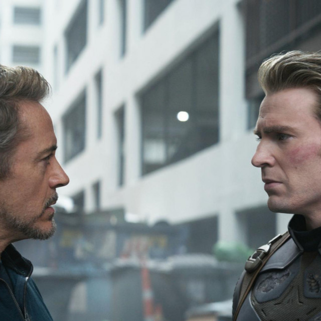 Robert Downey Jr. i Chris Evans, Walt Disney Studios, Avengers: Endgame (2019).