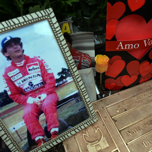 Sjećanje na Ayrtona Sennu