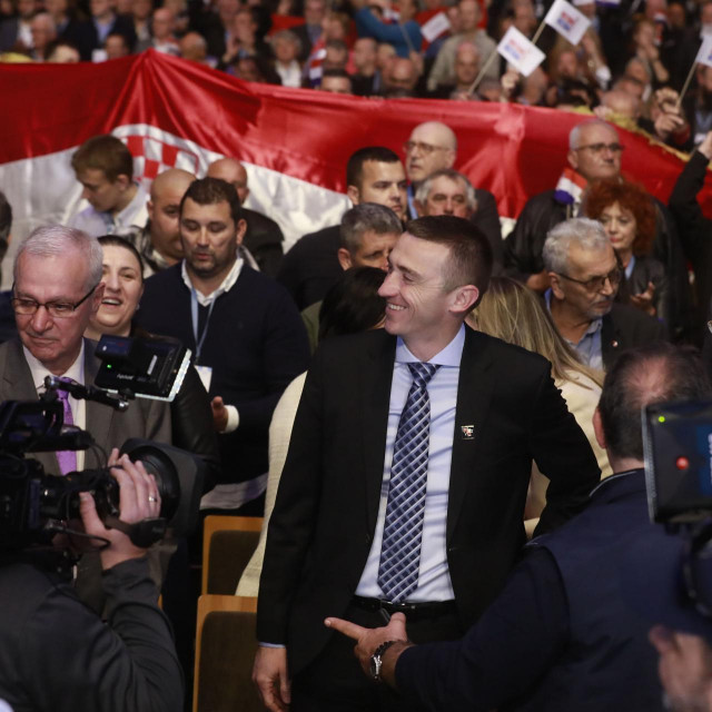 Politički skup Domovinskog pokreta u dvorani Vatroslav Lisinski