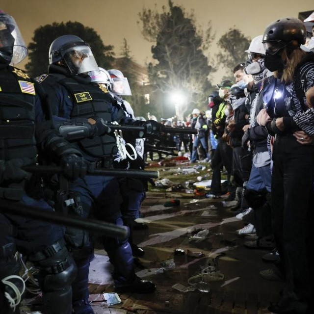 Prosvjed na sveučilištu u Kaliforniji