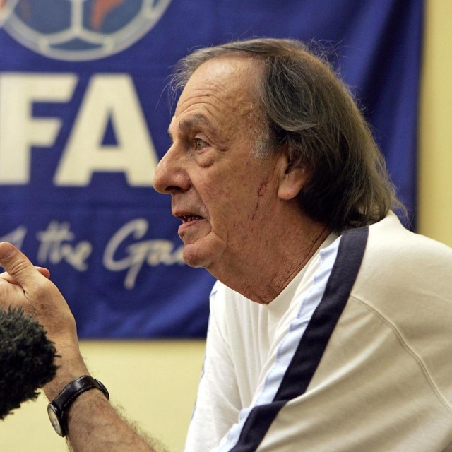 César Luis Menotti