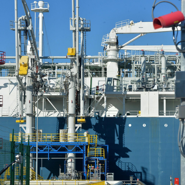 Plutajuci terminal LNG Croatia za iskrcaj plina