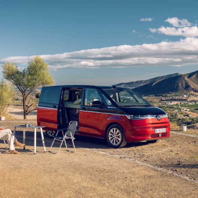 Volkswagen Multivan s kamperskim Good Night paketom