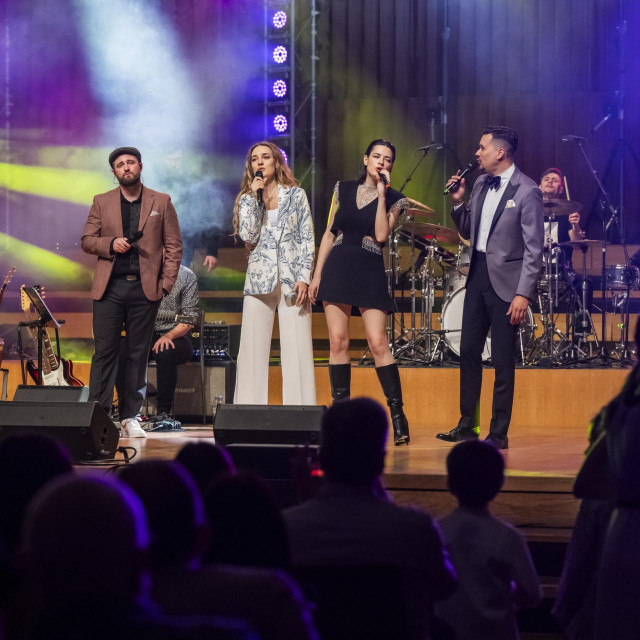 Marko Tolja, Mia Dimšić, Lorena Bućan i Matija Cvek