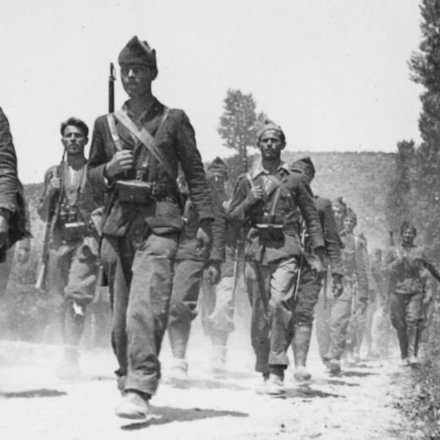 Partizani u maršu