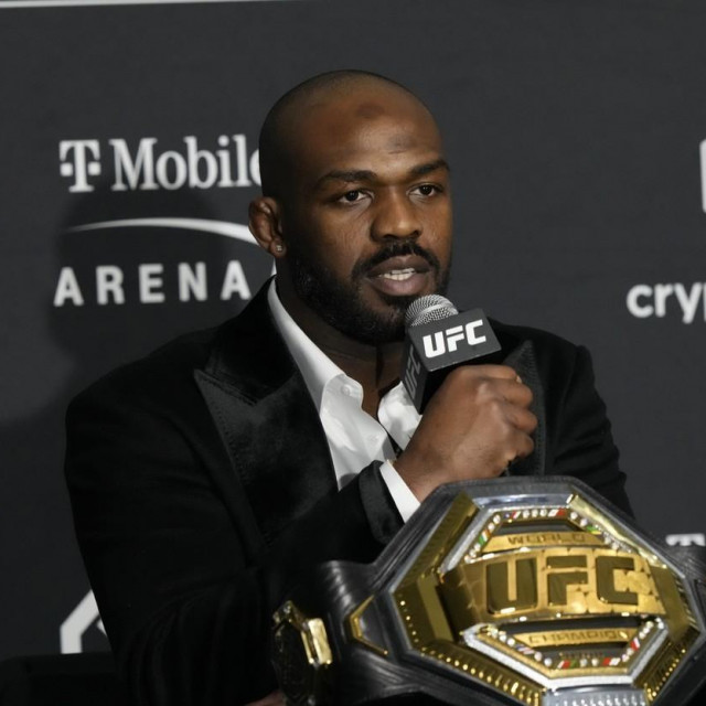 LJon Jones