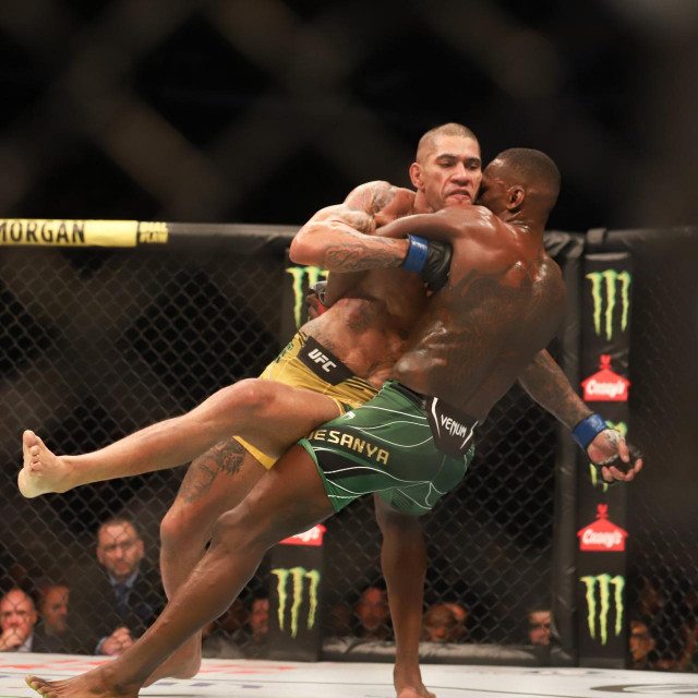 Alex Pereira vs. Israel Adesanya 