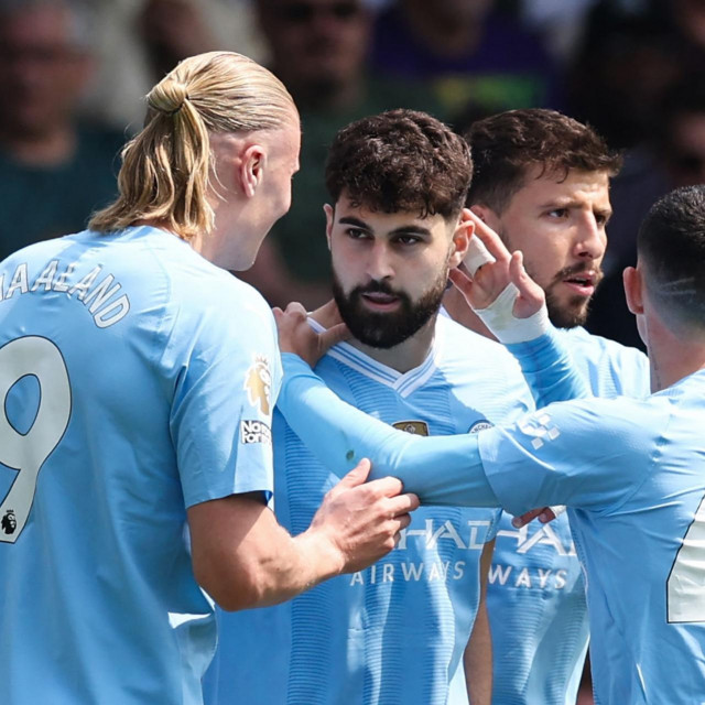 Igrači Manchester Cityja slave pogodak Vatrenog