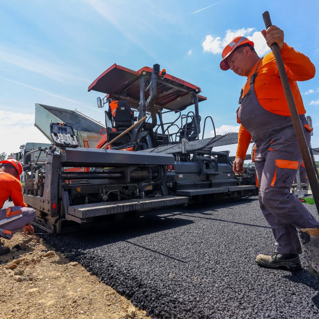 Radovi na zadnjoj dionici autoceste Zagreb-Sisak