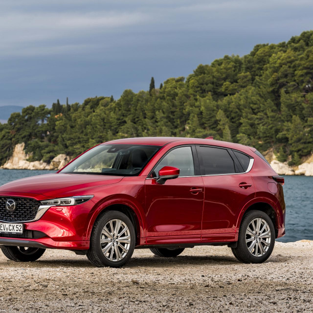 Mazda CX-5, ilustracija