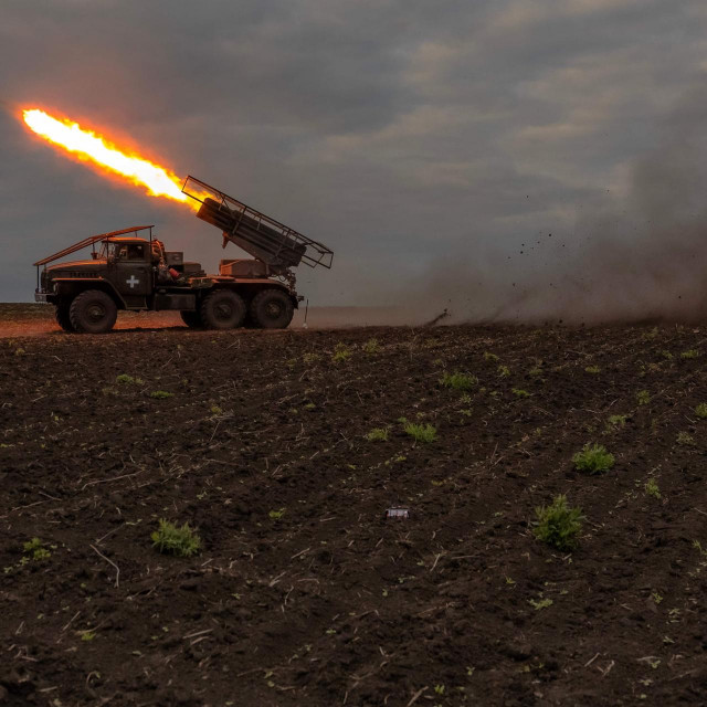 VIšecijevni bacač raketa Grad u blizini Harkiva